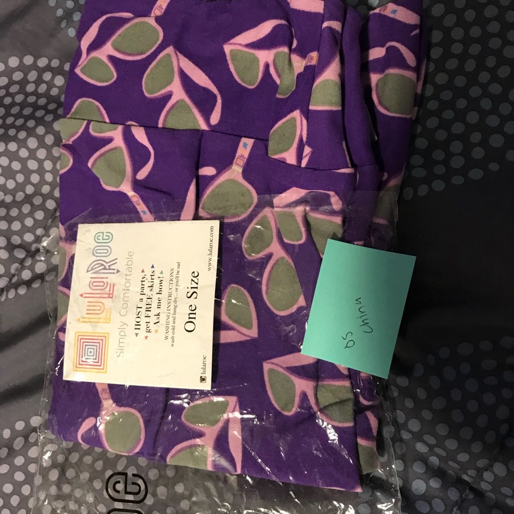 BNWT LuLaRoe OS Leggings